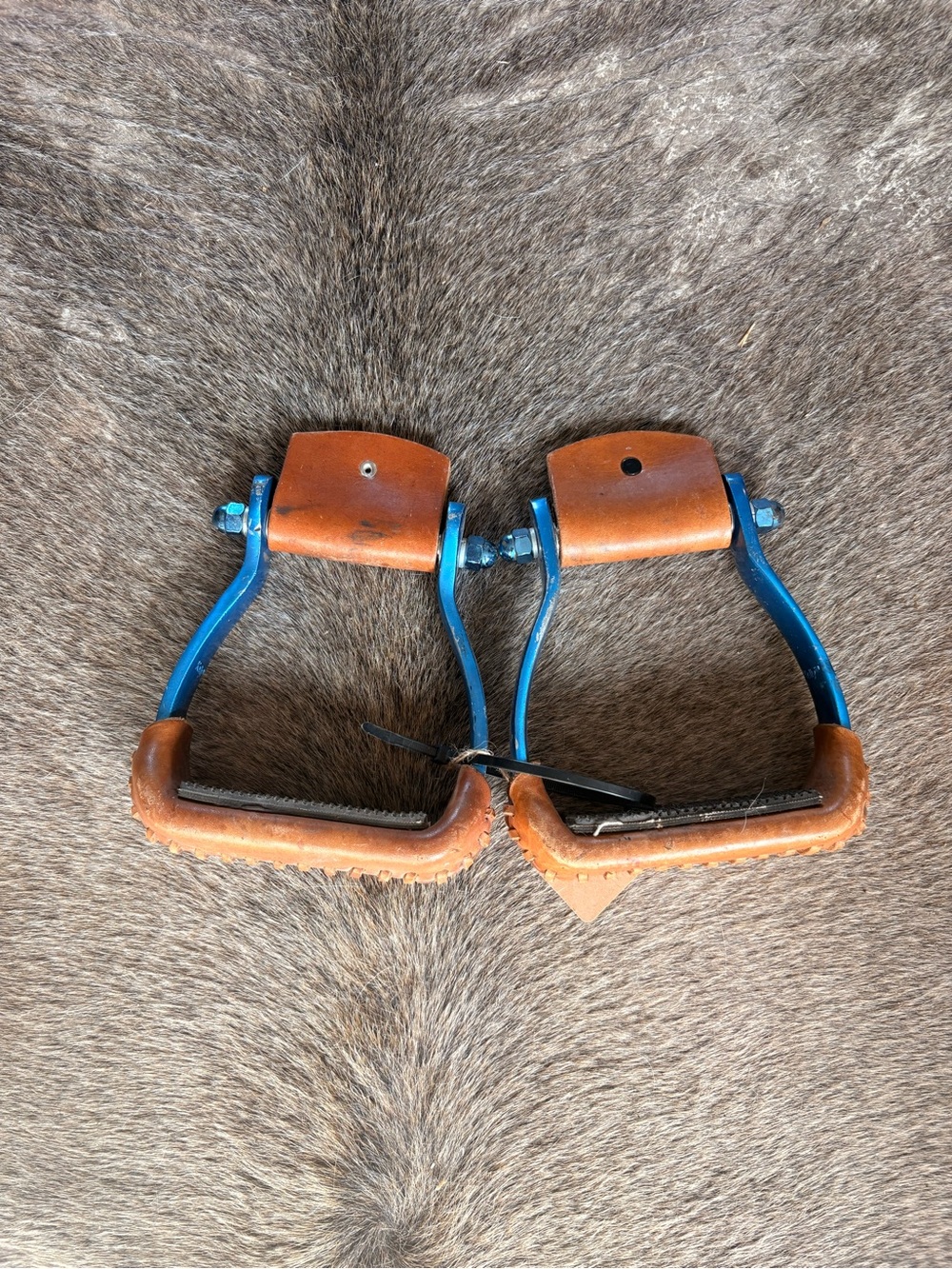 Kelly western stirrups